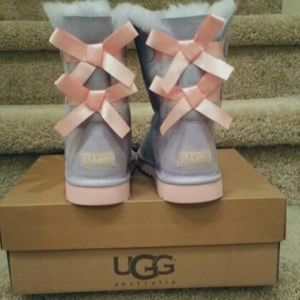 Brand New Uggs with bows